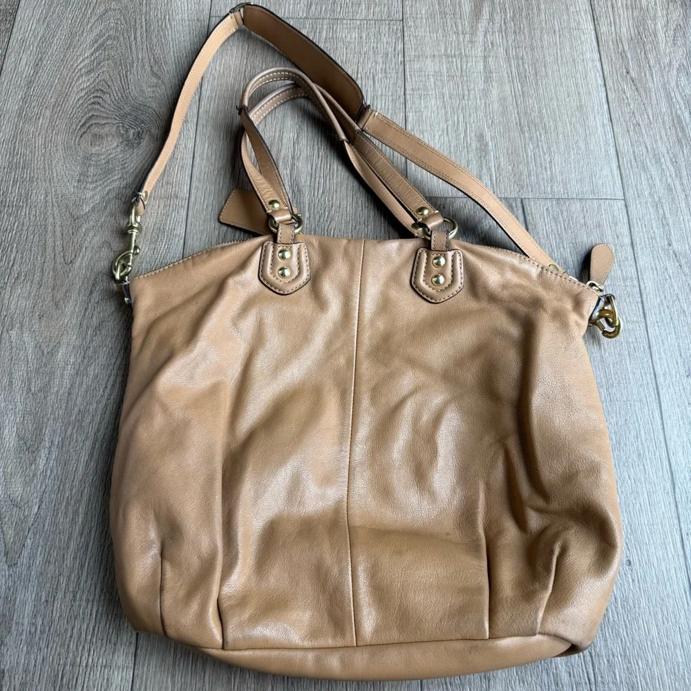 Coach Ashley heart satchel purse camel tan leather F23684